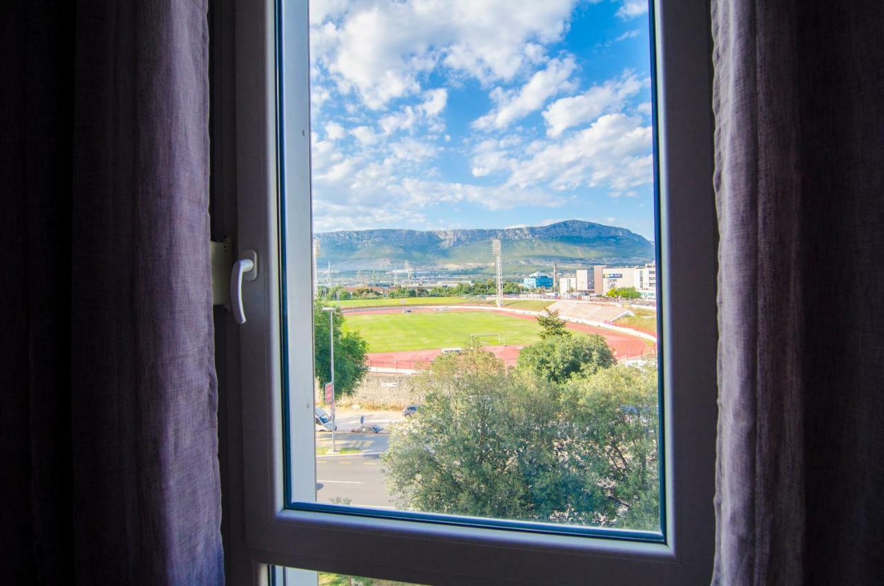 Split Apartment Sinisa Bagian luar foto