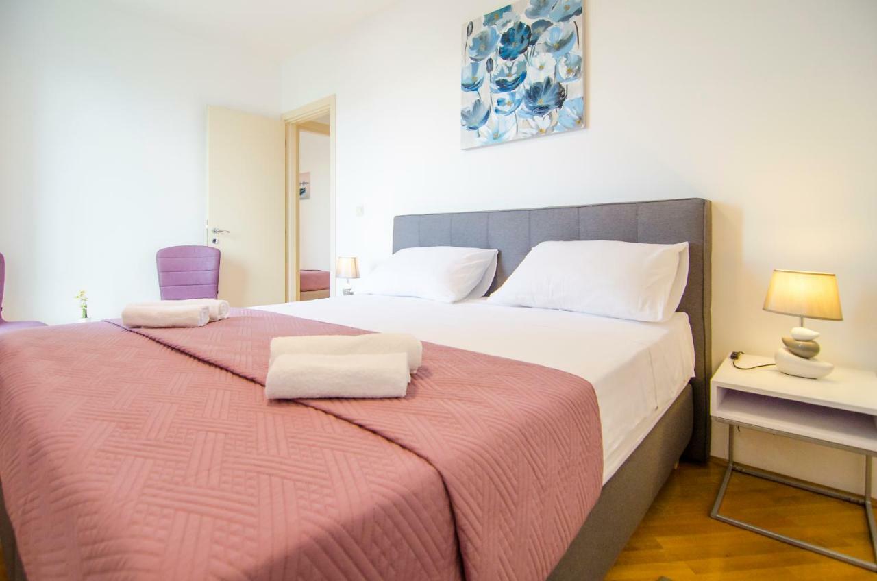 Split Apartment Sinisa Bagian luar foto