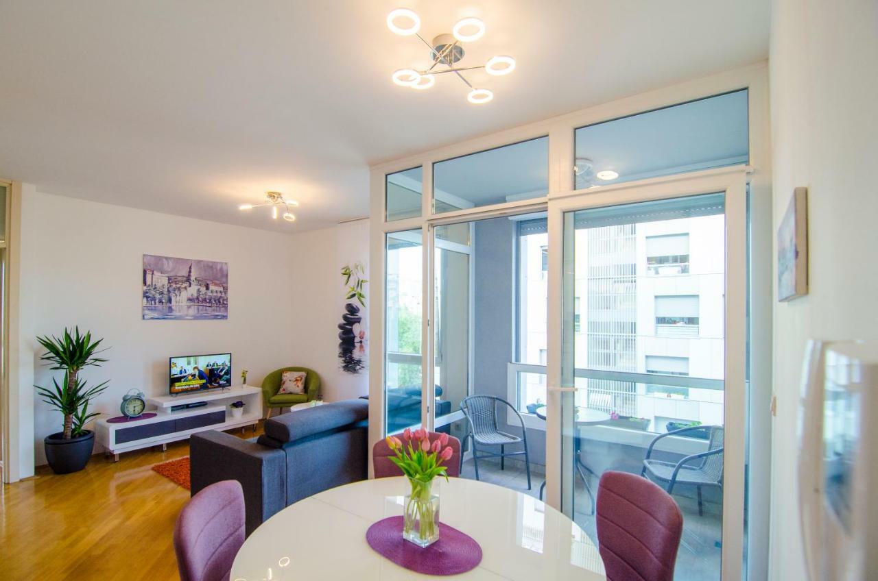 Split Apartment Sinisa Bagian luar foto
